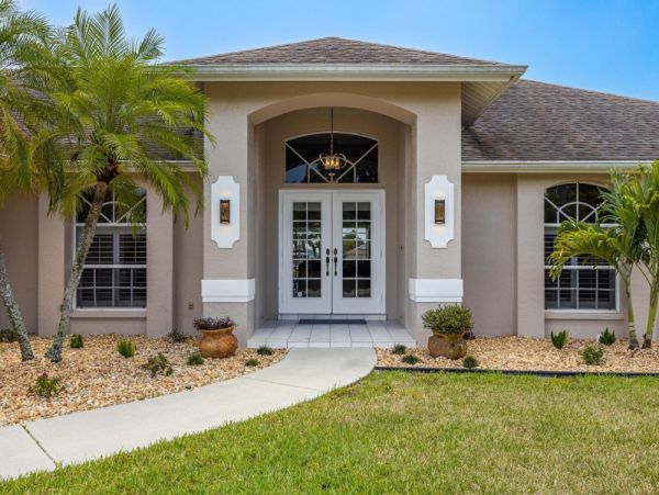 Cape Coral Home 1024102