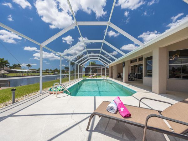 Cape Coral Home 1024102