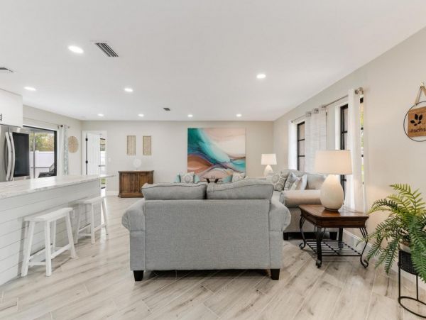 Cape Coral Home 1024104
