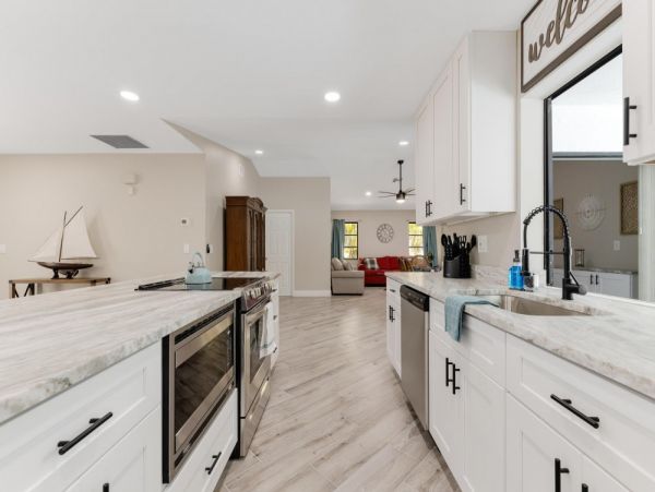 Cape Coral Home 1024104