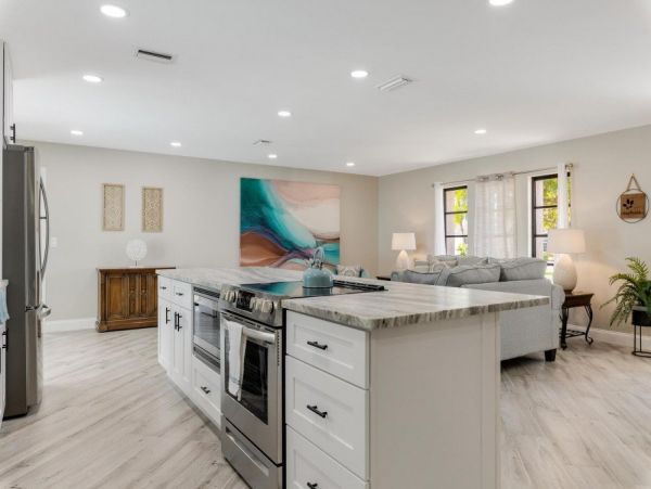 Cape Coral Home 1024104