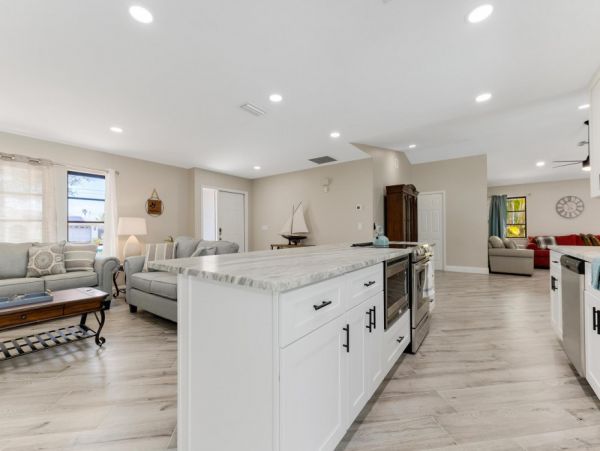 Cape Coral Home 1024104