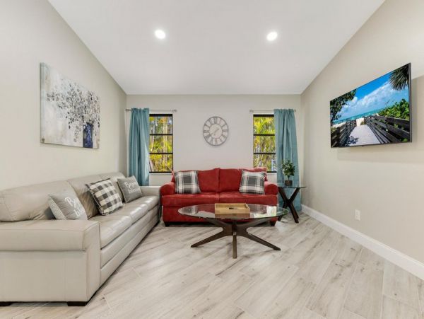 Cape Coral Home 1024104