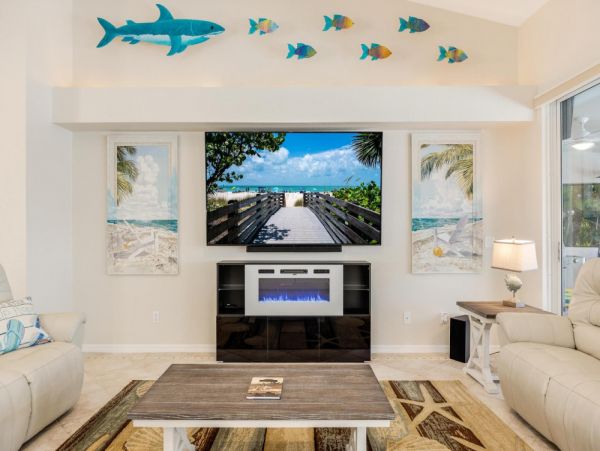 Cape Coral Home 1024105