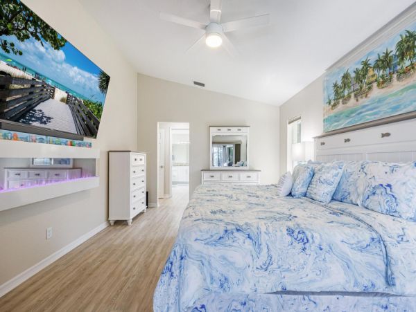 Cape Coral Home 1024105
