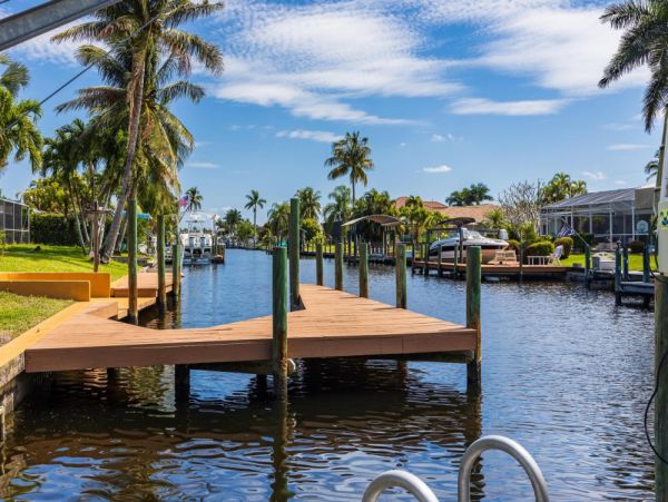 Cape Coral Home 1024109