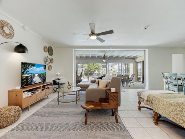 Cape Coral Home 1024110
