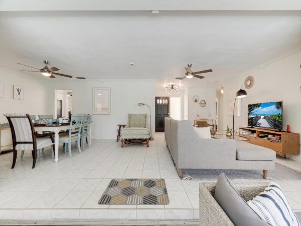 Cape Coral Home 1024110
