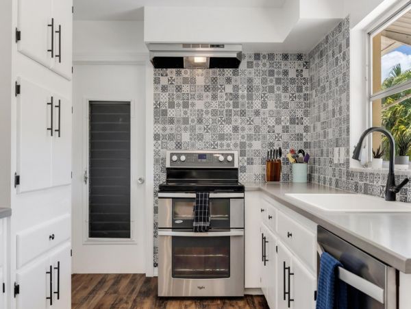 Cape Coral Home 1024110
