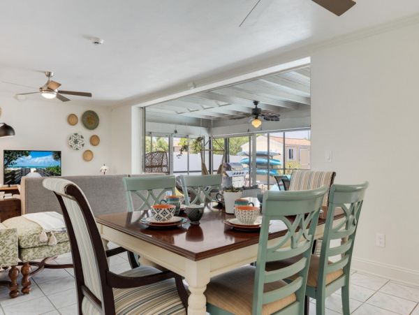 Cape Coral Home 1024110