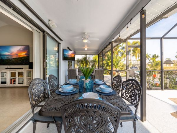 Cape Coral Home 1024111