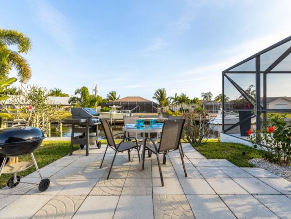 Cape Coral Home 1024111