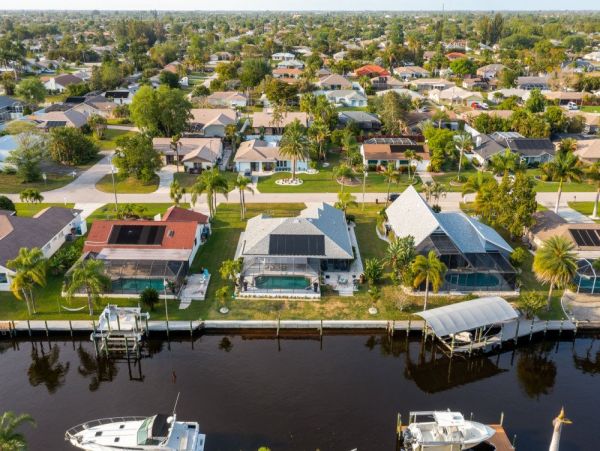 Cape Coral Home 1024111