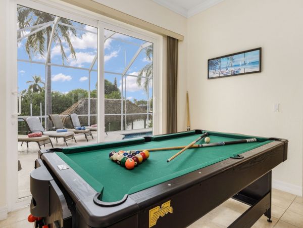 Cape Coral Home 1024114
