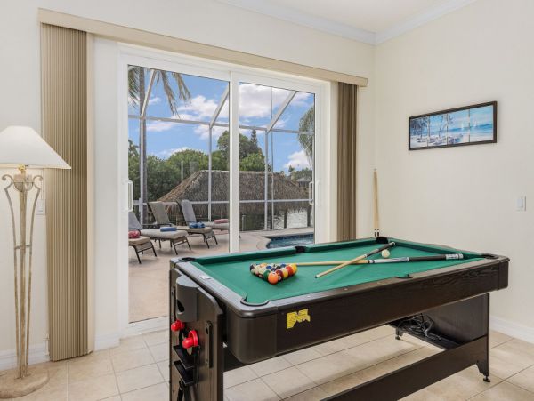 Cape Coral Home 1024114