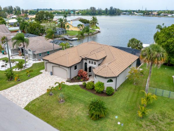 Cape Coral Home 1024116