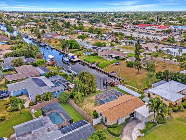 Cape Coral Home 1024118