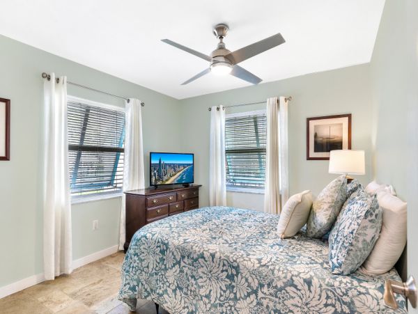 Cape Coral Home 1024120