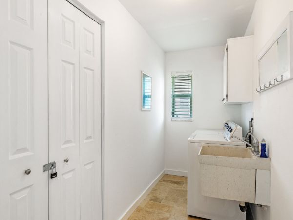 Cape Coral Home 1024120