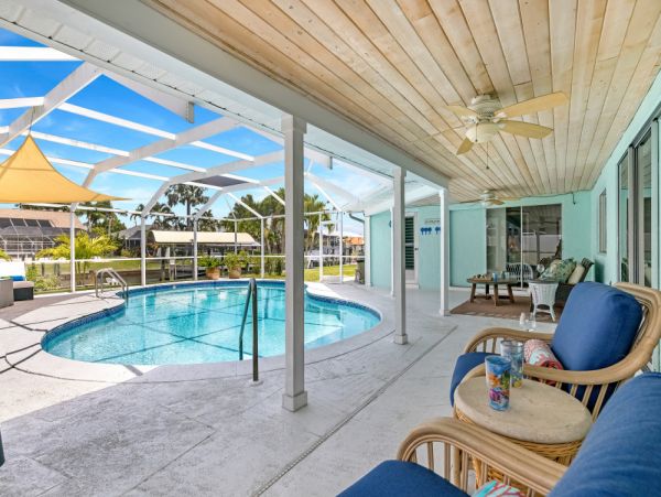 Cape Coral Home 1024120