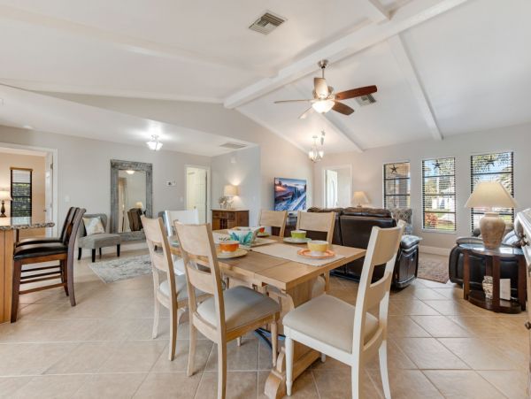 Cape Coral Home 1024122