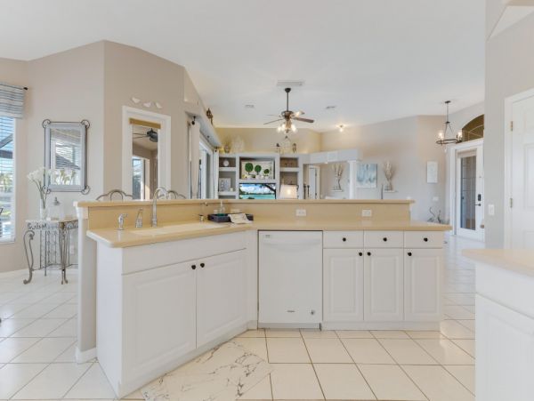 Cape Coral Home 1024123