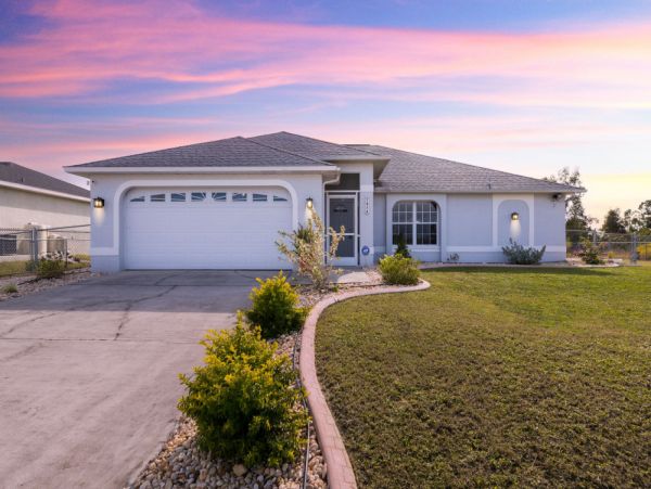 Cape Coral Home 1024124