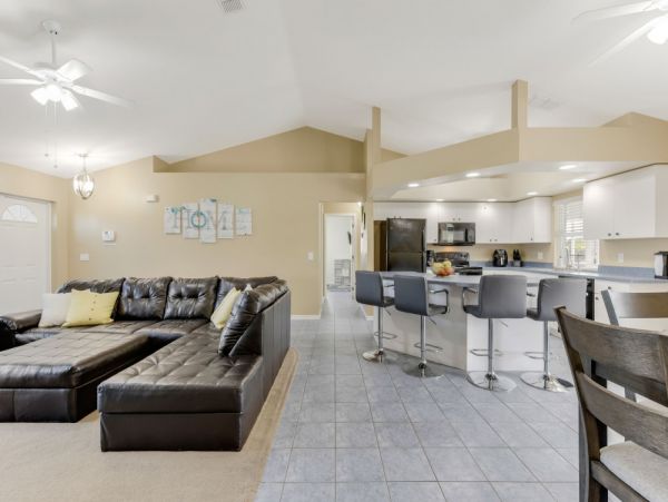 Cape Coral Home 1024124