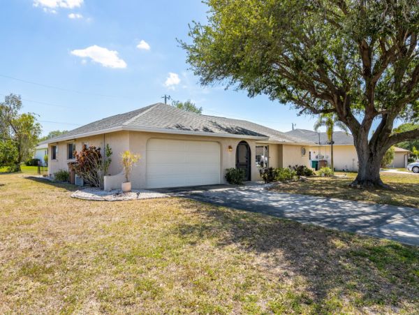 Cape Coral Home 1024127