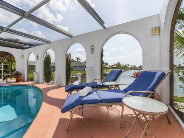 Cape Coral Best Luxury Vacation Home Water Views