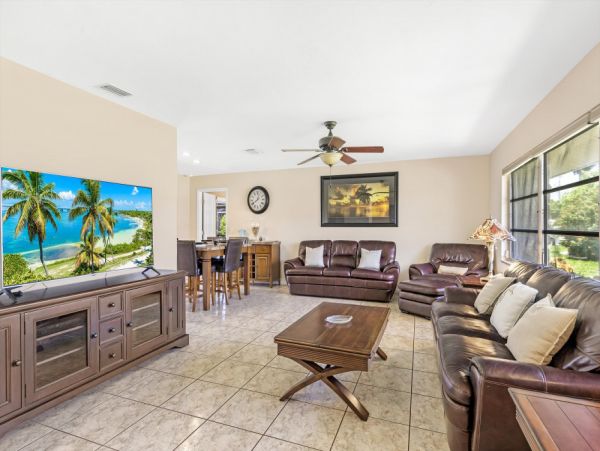 Cape Coral Home 1024133