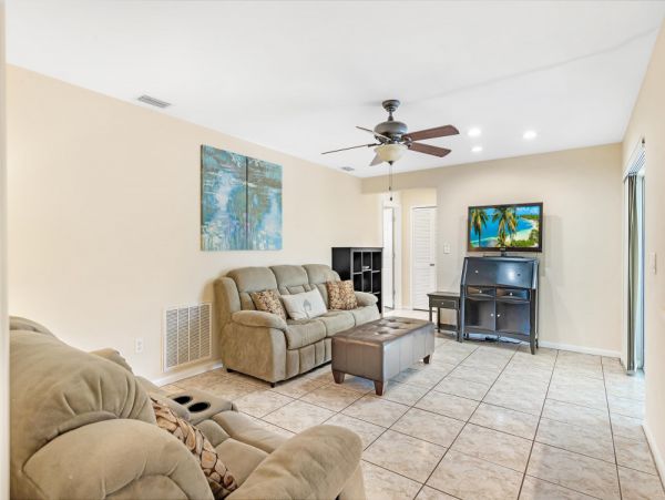 Cape Coral Home 1024133