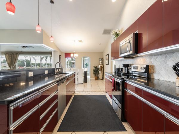 Cape Coral Home 1024136