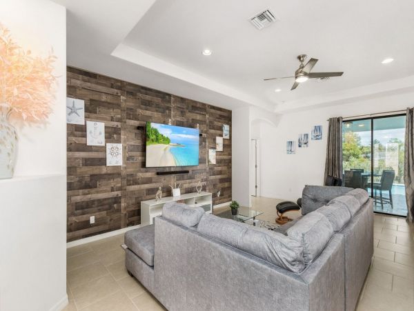 Cape Coral Home 1024140