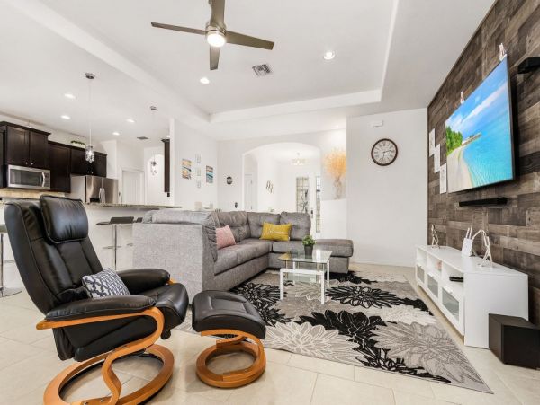 Cape Coral Home 1024140
