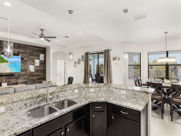 Cape Coral Home 1024140