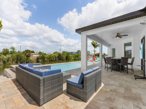 Cape Coral Home 1024140