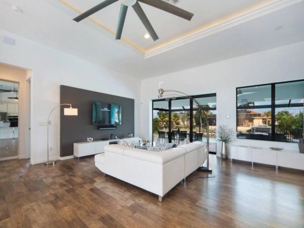 Cape Coral Home 1024141