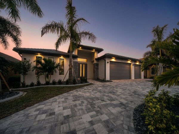 Cape Coral Home 1024142