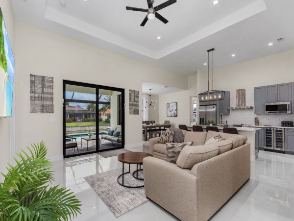 Cape Coral Home 1024144