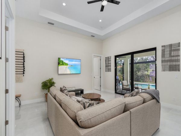 Cape Coral Home 1024144