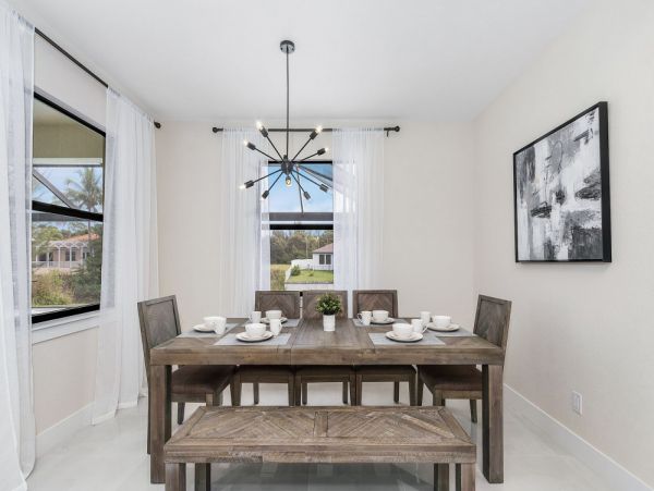 Cape Coral Home 1024144