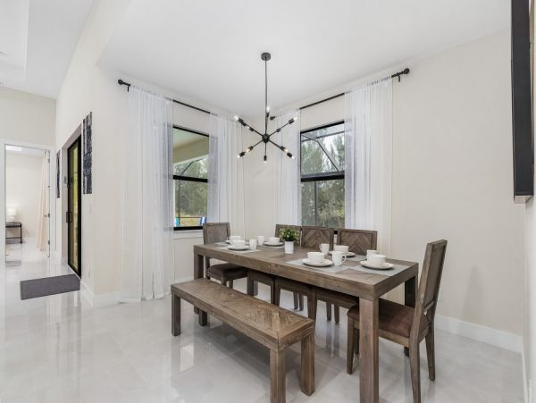 Cape Coral Home 1024144