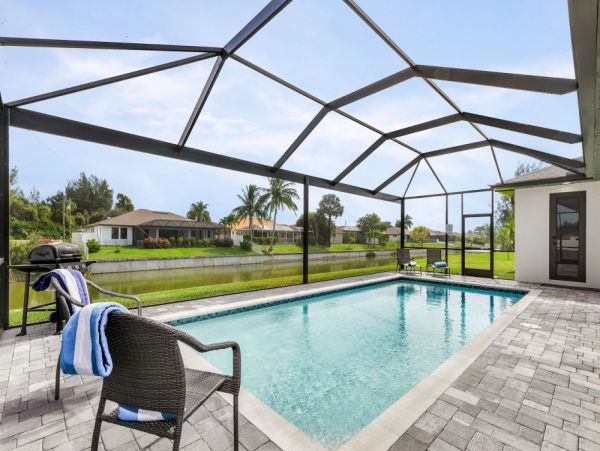 Cape Coral Home 1024144