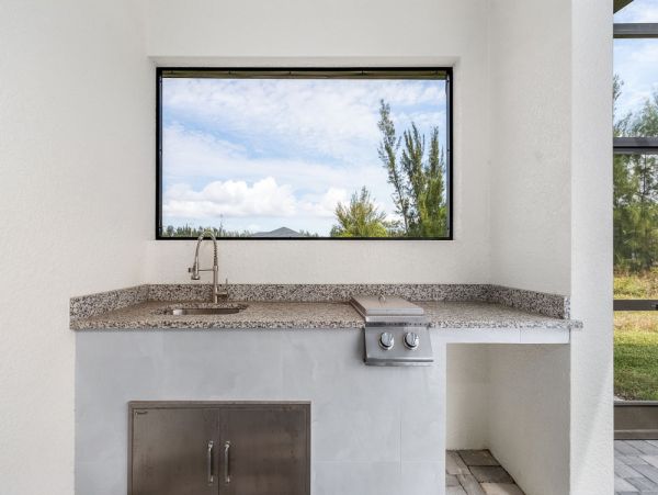 Cape Coral Home 1024144