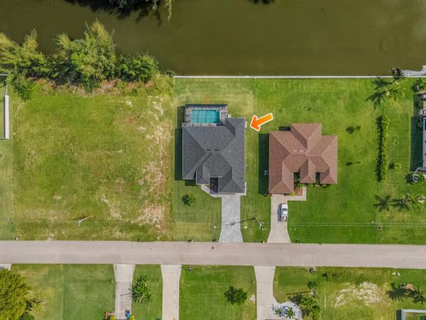 Cape Coral Home 1024144