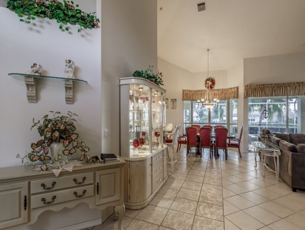Cape Coral Home 1024146
