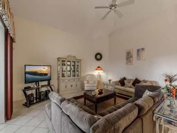 Cape Coral Home 1024146
