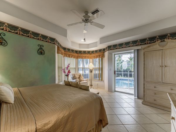 Cape Coral Home 1024146