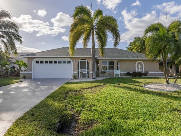 Cape Coral Home 1024147